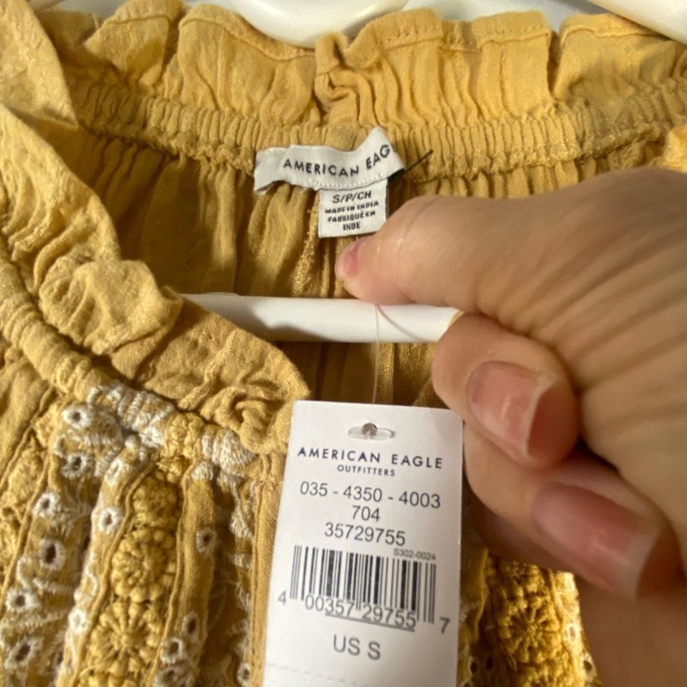 American Eagle Outfitters Butter Yellow Embroidered Blouse - Picture 2 of 4